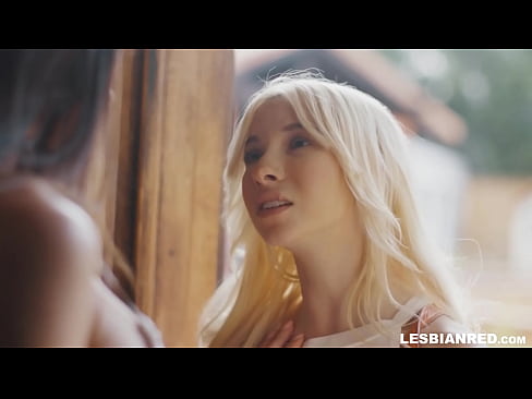 ❤️ Дівчина приходить додому через кілька місяців і в кінцевому підсумку їсть кицьку своєї мачухи ☑ Порно-відео на порно uk.eggporncomics.ru ️❤